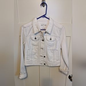 APT. 9 Women's White Jean Jacket ~ Size: Small
